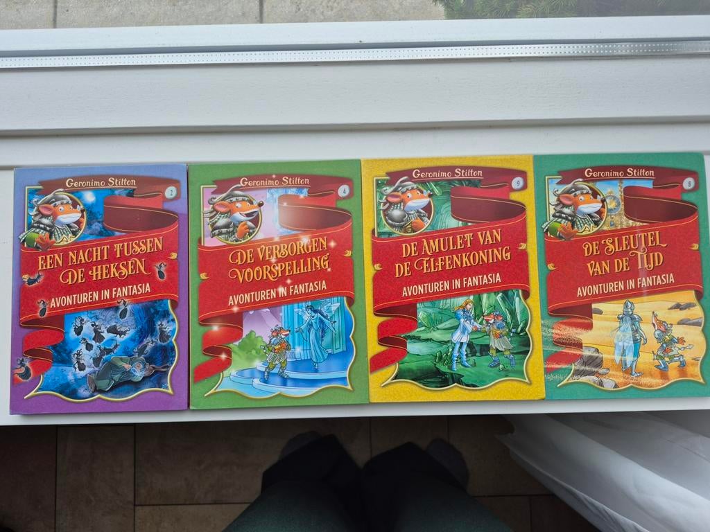 Geronimo Stilton boek set, Boeken, Ophalen of Verzenden, Zo goed als nieuw, Fictie algemeen