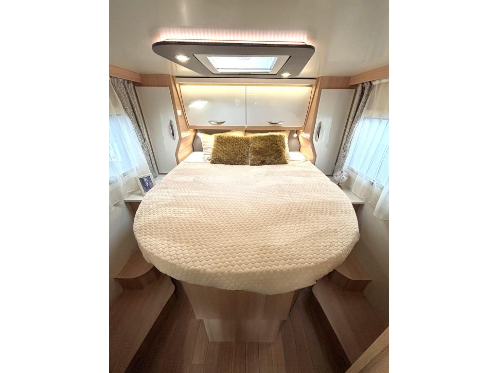 McLouis MC4 481 G QUEENSBED HEFBED FACE TO FACE XXL GARAGE, Caravans en Kamperen, Fiat, 7 tot 8 meter, Bedrijf, Half-integraal