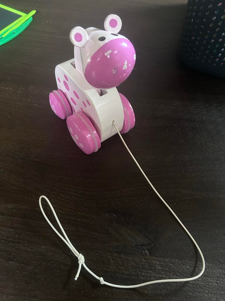 Houten trekdier koe, Ophalen of Verzenden, Gebruikt, Overige typen, Met wieltjes