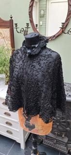 Antieke zwarte Victoriaanse cape, Ophalen of Verzenden