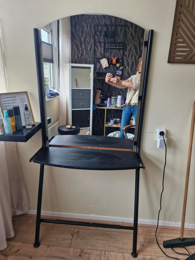 Kappersspiegel met plateau en voetensteun en kappers pompsto, Ophalen of Verzenden