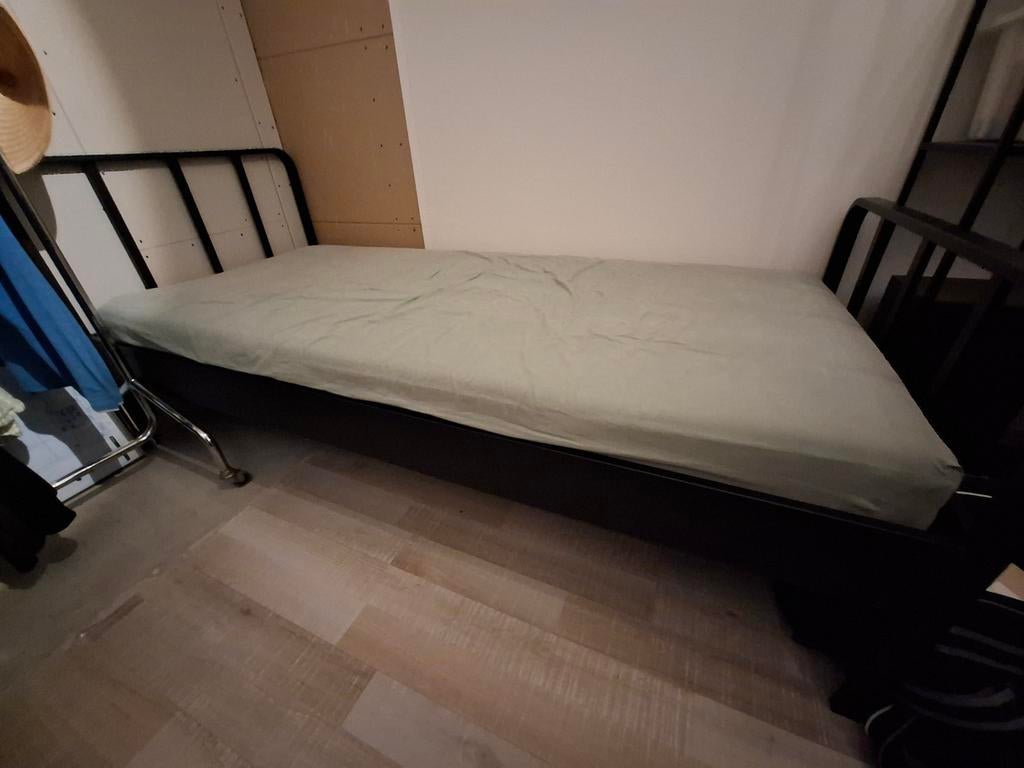 Twee matrassen gratis af te halen, Ophalen, Gebruikt, 90 cm, Eenpersoons