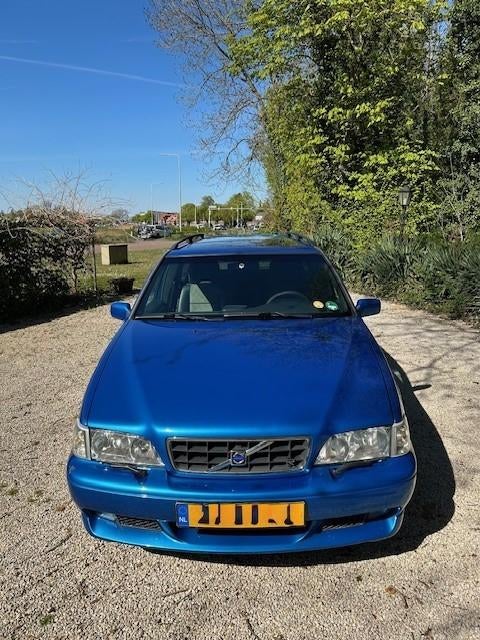Volvo V70R AWD Laser Blue 1999, Auto's, Open dak, Blauw, V70, Vierwielaandrijving