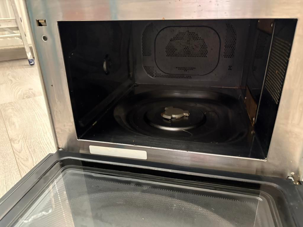 Keuken, Witgoed en Apparatuur, Magnetrons, Combimagnetron, Crisp, Gebruikt, 60 cm of meer