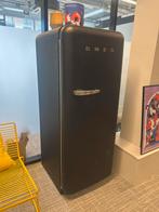Smeg Koelkast - mat zwart, Witgoed en Apparatuur, Koelkasten en IJskasten, Ophalen, 200 liter of meer, 60 cm of meer, 160 cm of meer