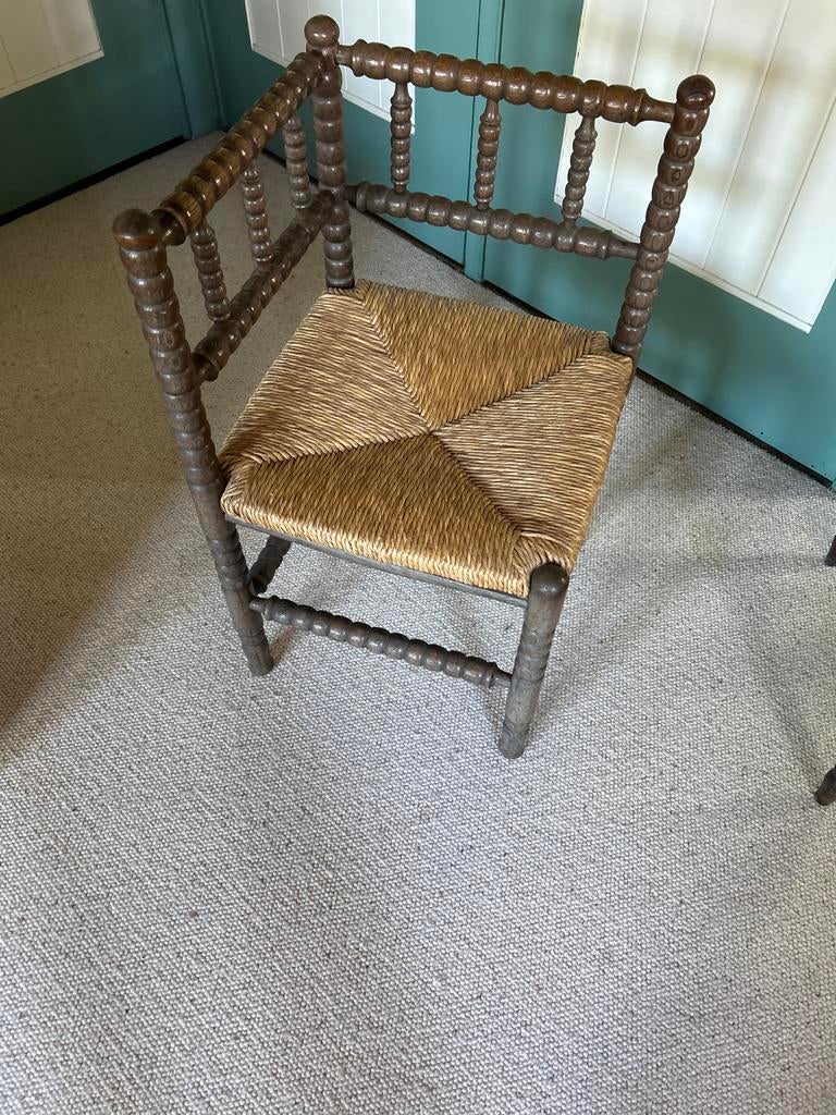Vintage houten stoeltje/krukje met biezen zitting, Ophalen