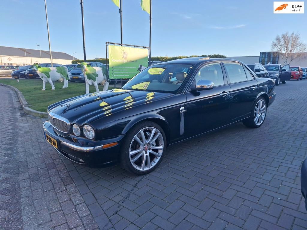 Jaguar XJ 4.2 V8 Super / Uitzonderlijk nette auto / Nieuwe A, Auto's, Jaguar, Automaat, Achterwielaandrijving, Gebruikt, 8 cilinders