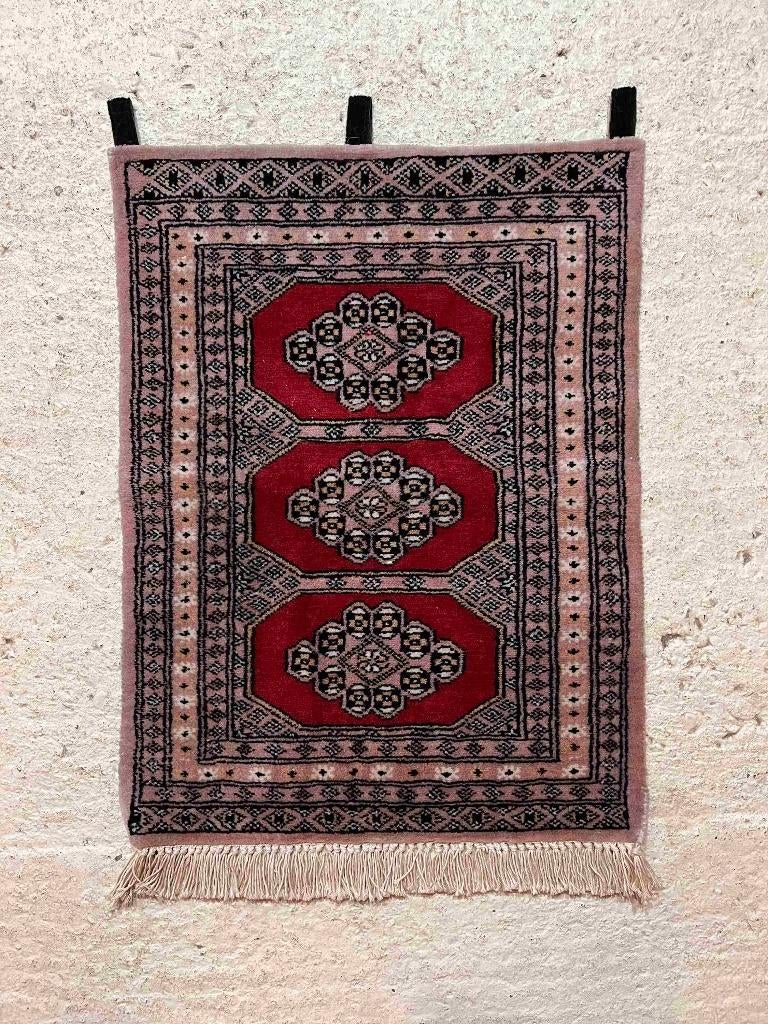 Wandkleed van klassiek oosters wollen tapijt  61/46 cm, Gebruikt, Etten-Leur, DJT@dejuistetoon.eu, Ophalen of Verzenden
