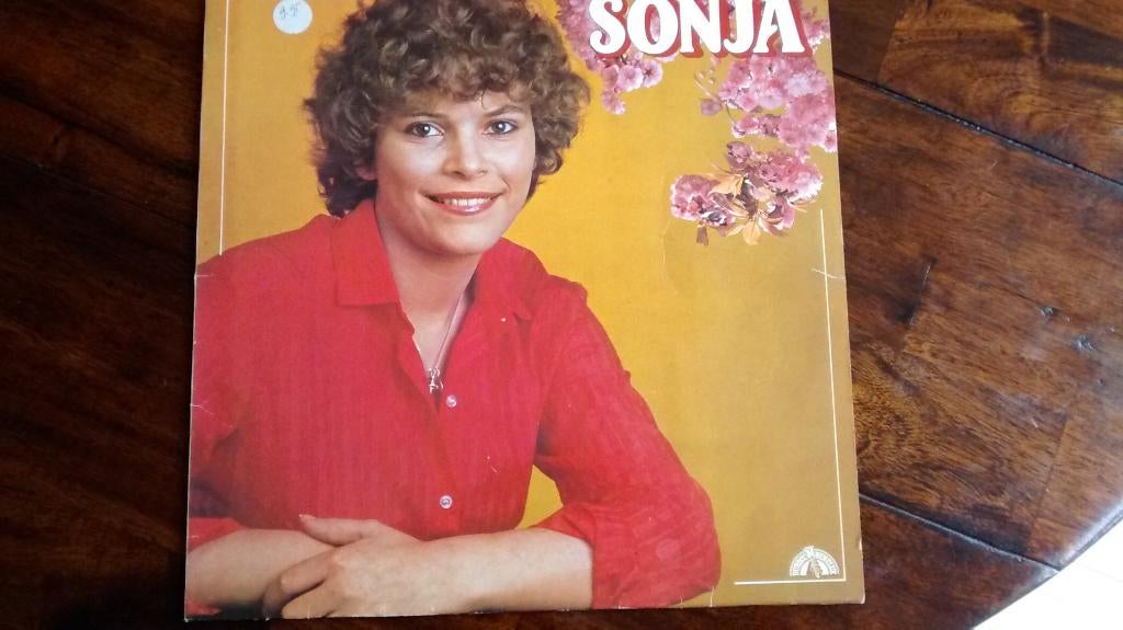 Lp - Sonja - Sonja, Cd's en Dvd's, Vinyl | Nederlandstalig, Ophalen of Verzenden, Gebruikt, 12 inch, Levenslied of Smartlap
