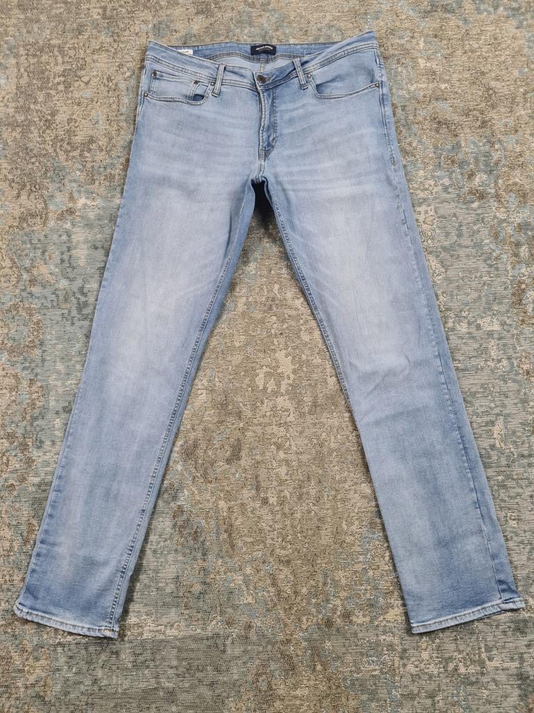 Jack & Jones Clark W36 L38 Straight STRETCH Bronno3638 Blauw, W36 - W38 (confectie 52/54), https://support.jackjones.com/hc/nl-nl/articles/10628750393745-Hoe-kan-ik-contact-opnemen