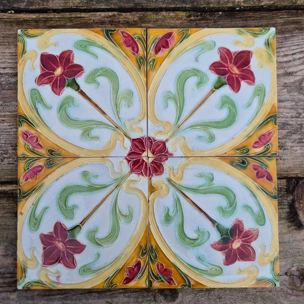 Jugendstil tegels, 4-pas rode bloemen zonnige kleuren, Antiek en Kunst, Ophalen of Verzenden