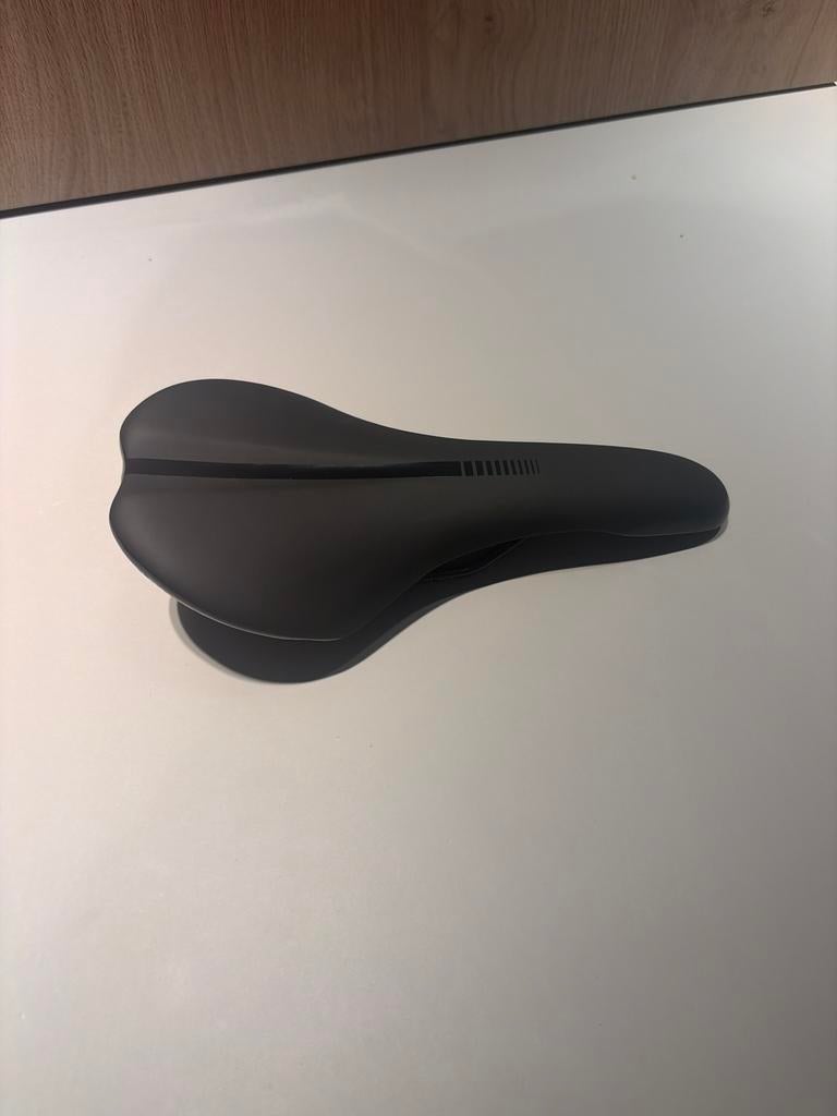 Velo zadel voor oa. Zwift Ride / Wahoo Kickr bike, Kunststof, Ophalen of Verzenden, Zo goed als nieuw, Zadel