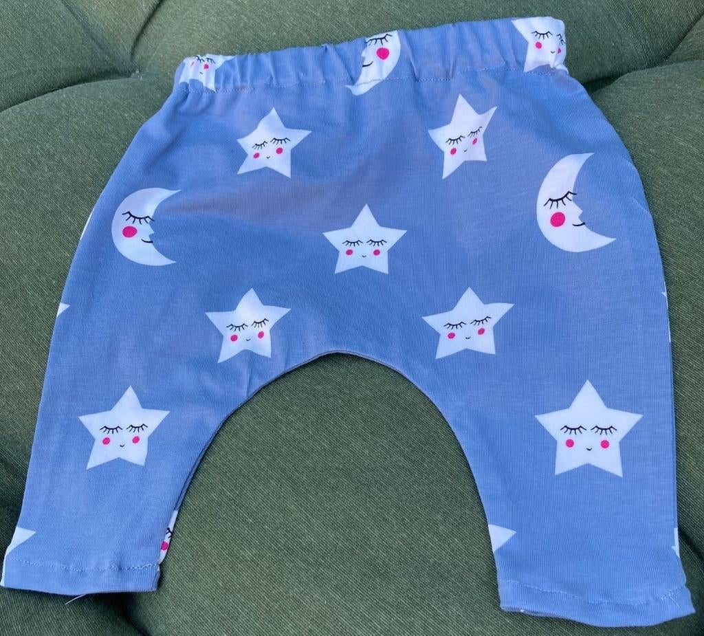 Baby harem broek maan ster maat 56 handmade NiEUW, Kinderen en Baby's, Babykleding | Maat 56, Ophalen of Verzenden, Nieuw, Jongetje of Meisje