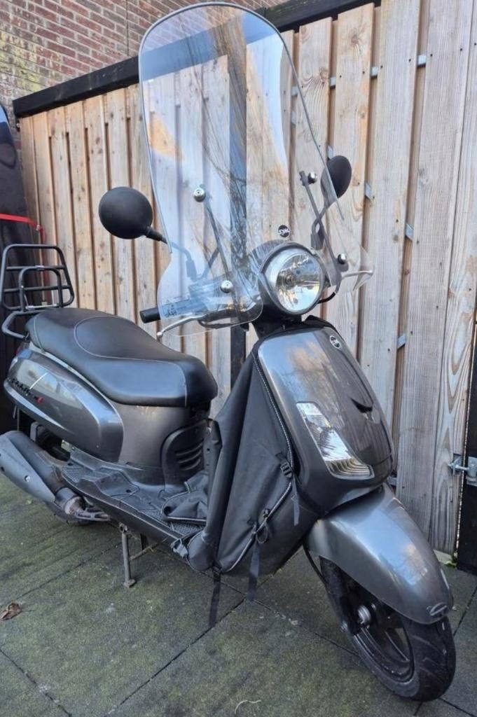 SYM Fiddle II Injectie | 45km/h | 1e eigenaar | Porsche Grey, Ophalen, Gebruikt, Maximaal 45 km/u, Benzine