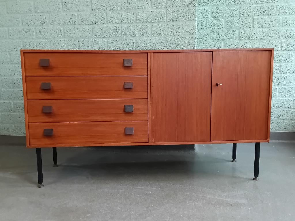 teak dressoir MahJongg Vlaardingen jaren 60, Huis en Inrichting, Kasten | Dressoirs, Ophalen, Gebruikt, Jaren 60, 25 tot 50 cm