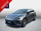 MG MG4 Electric Luxury 64 kWh SOH 97% |LONG RANGE |8000KM!|, Auto's, MG, Automaat, Gebruikt, Zwart, 1675 kg