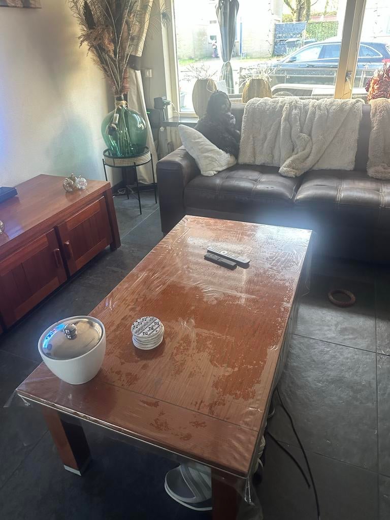 Complete meubels kersenhout, Ophalen