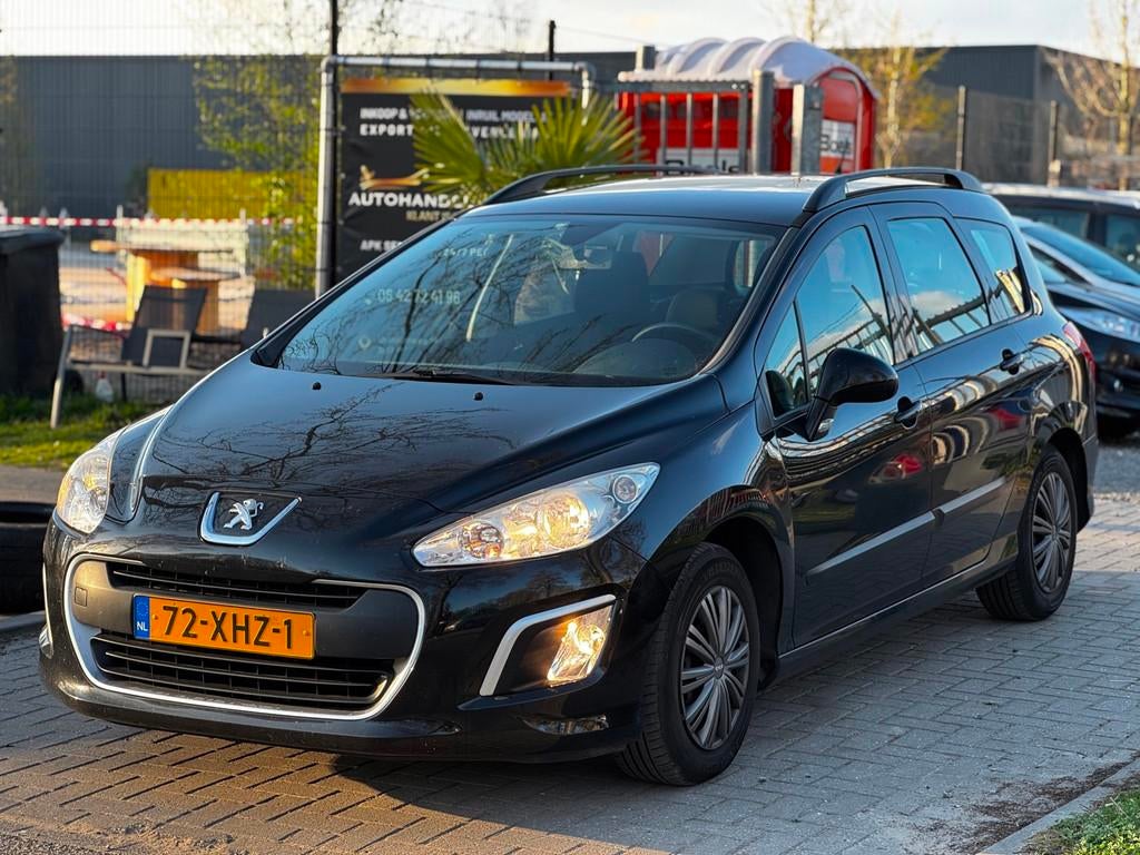 Peugeot 308 SW 1.6 e-HDi Access rijd schakelt als nieuw, Auto's, Peugeot, Euro 5, Gebruikt, 4 cilinders, Start-stop-systeem