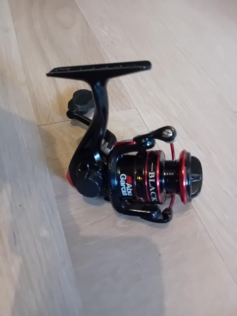 Abu Garcia black molen, Watersport en Boten, Hengelsport | Roofvissen, Ophalen of Verzenden, Nieuw, Molen