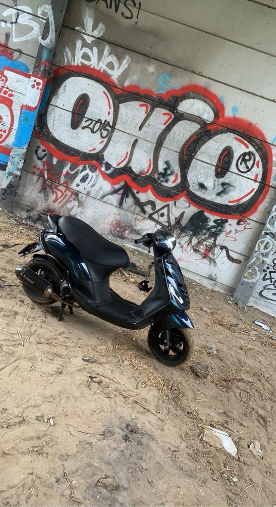 Piaggio zip custom sp, Fietsen en Brommers, Scooters | Piaggio, Ophalen, Gebruikt, Maximaal 45 km/u, Zip