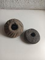 2 Romeinse spinstenen met gravering bodemvondsten, Ophalen of Verzenden