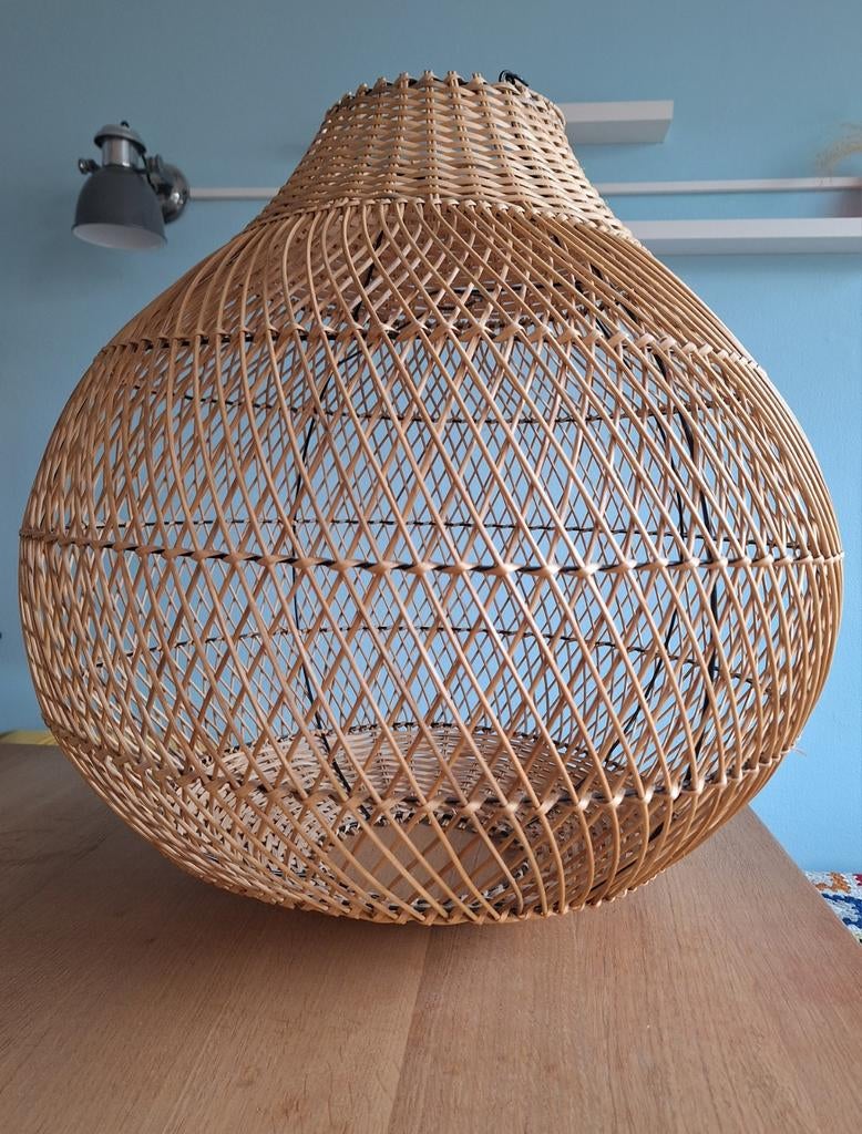 Grote rieten lampenkap, Huis en Inrichting, Lampen | Lampenkappen, Ophalen, Overige kleuren, Rond, Zo goed als nieuw