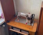 Singer naaimachine met tafel, Ophalen