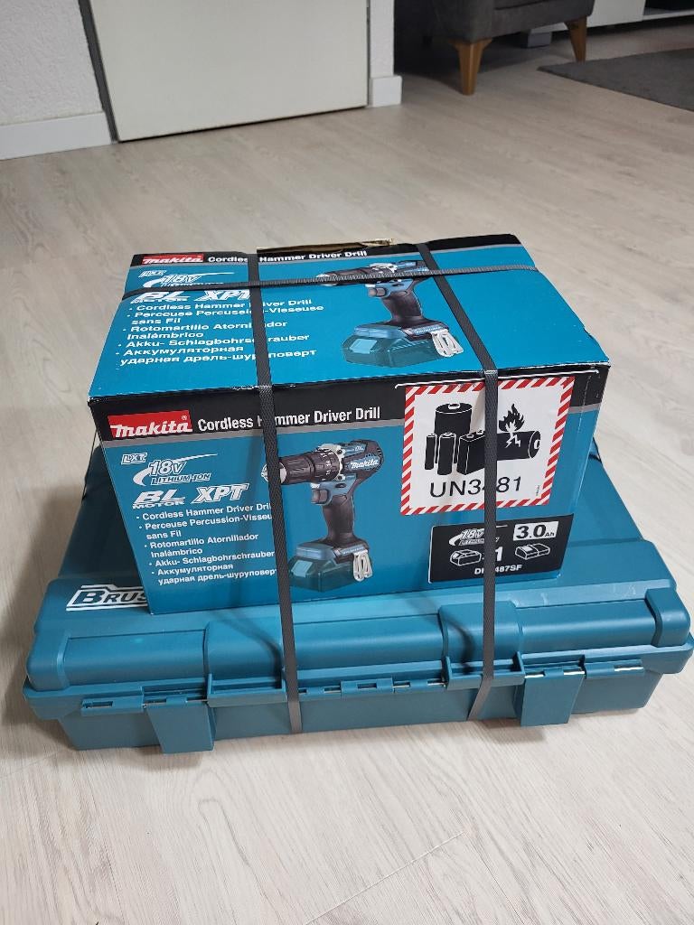 Nieuw! Makita DHP487 klopboor-/schroefmachine COMPLETE SET, Ophalen of Verzenden, Nieuw
