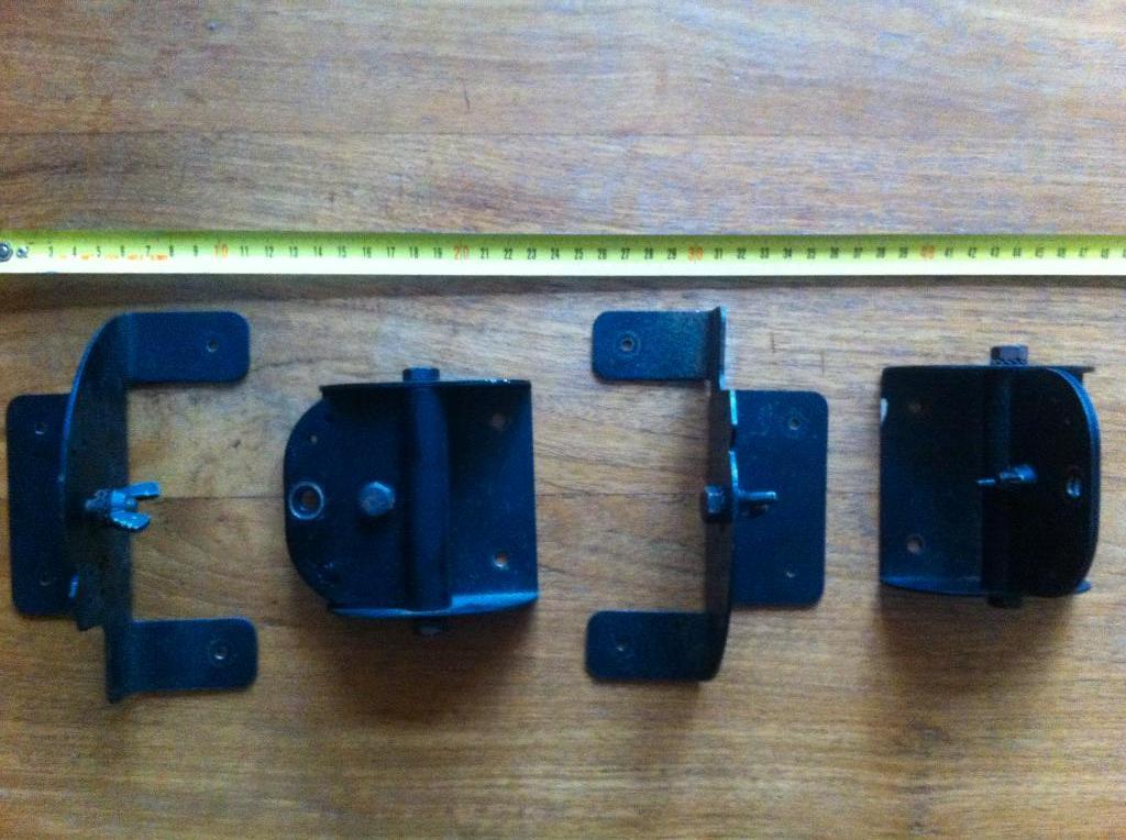 2 Vogel's BEK 100 wendbare ophangsteunen luidsprekers, Overige merken, Gebruikt, Overige typen, Ophalen of Verzenden