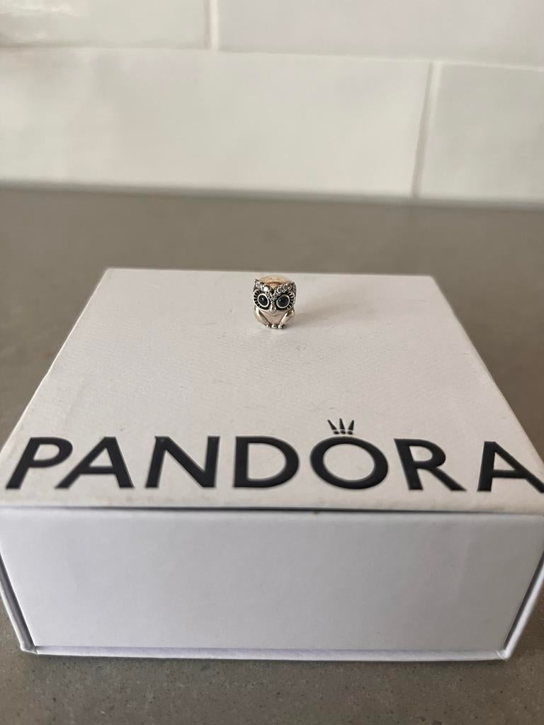 Pandora Uil Bedel - Zilver met Zwarte Ogen, Pandora, Ophalen of Verzenden, Zo goed als nieuw, 1 bedel