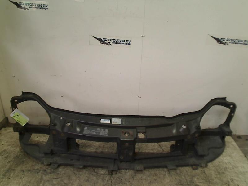 Voorfront Opel Vivaro (2003-04/2010-03), Gebruikt, Bahnhofsplatz, Rüsselsheim am Main 65423, , Duitsland, Opel, Opel Automobile GmbH
