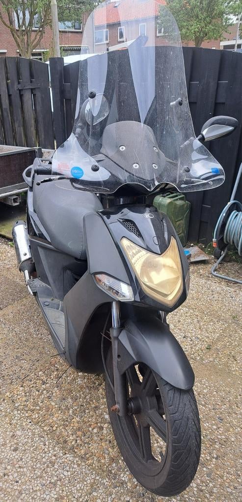 Kymco Agility City 50 16 inch met werk, Fietsen en Brommers, Scooters | Kymco, Gebruikt, Agility, Benzine, Ophalen