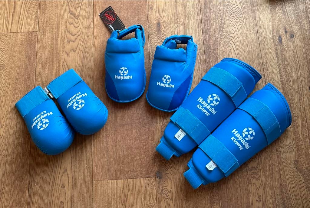 Hayashi Kumite set - karate, Ophalen, Vechtsportbescherming, Maat L, Zo goed als nieuw