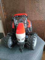 Bruder tractor Mc Cormick met dieren en hooi, Ophalen of Verzenden, Zo goed als nieuw