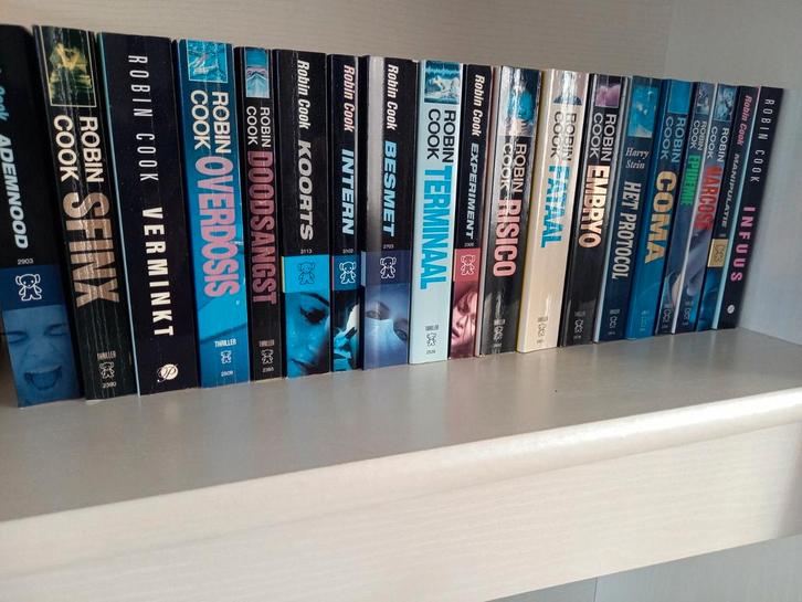 Groot aantal medische Thrillers. Ook apart te koop, Boeken, Thrillers, Gelezen, Nederland, Ophalen of Verzenden