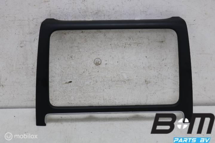 Radio afdekking VW Polo 6R 6R0858069E, Auto-onderdelen, Gebruikt