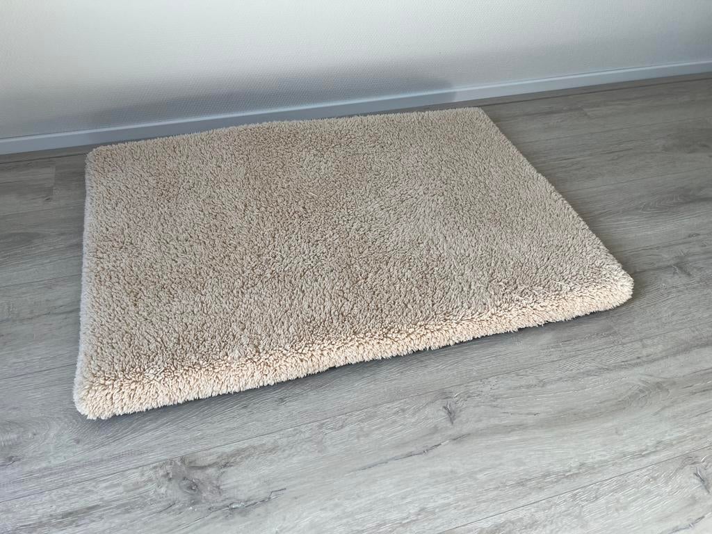 Beeztees • (bench) ligkussen • Beige • 78 x 55, Ophalen, 50 tot 100 cm, Beige, Zo goed als nieuw