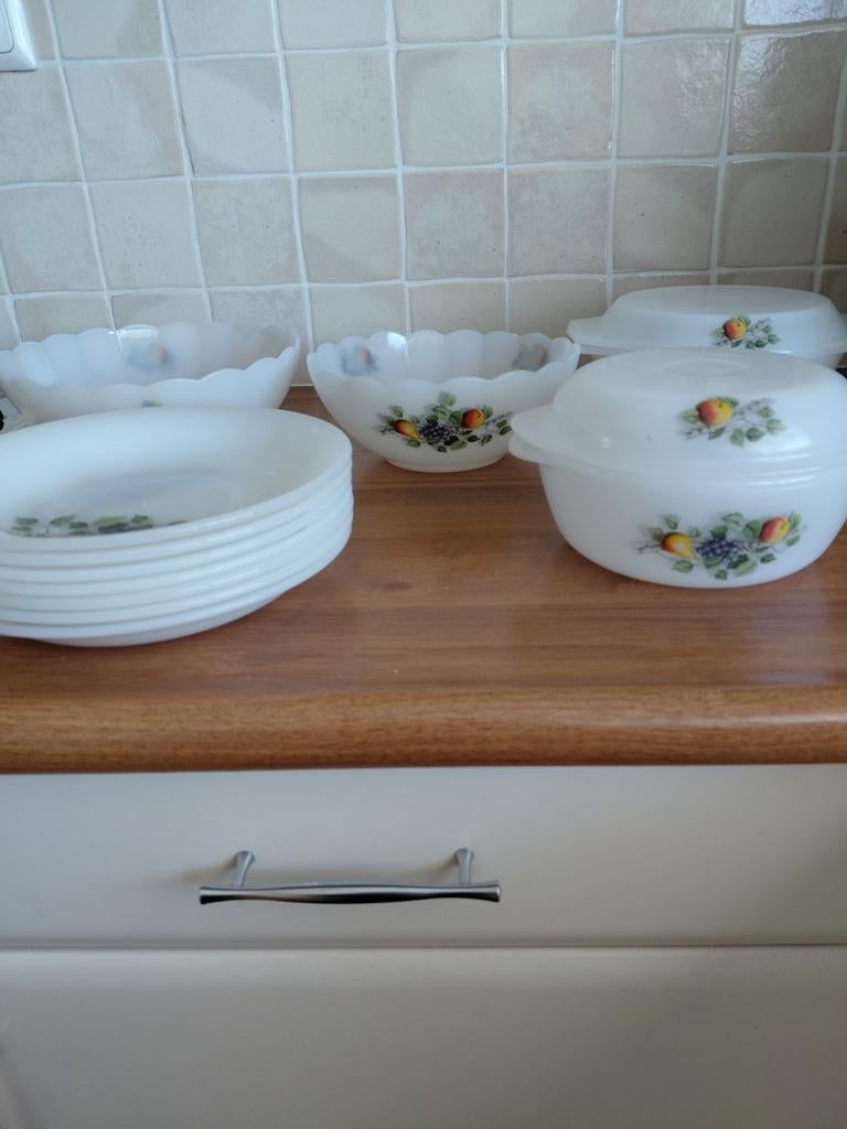 Acropal servies, Ophalen