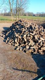 Gebruikte betonnen klinkers - ca. 50m3 gratis, Gebruikt, Klinkers, Ophalen of Verzenden, 10 m² of meer