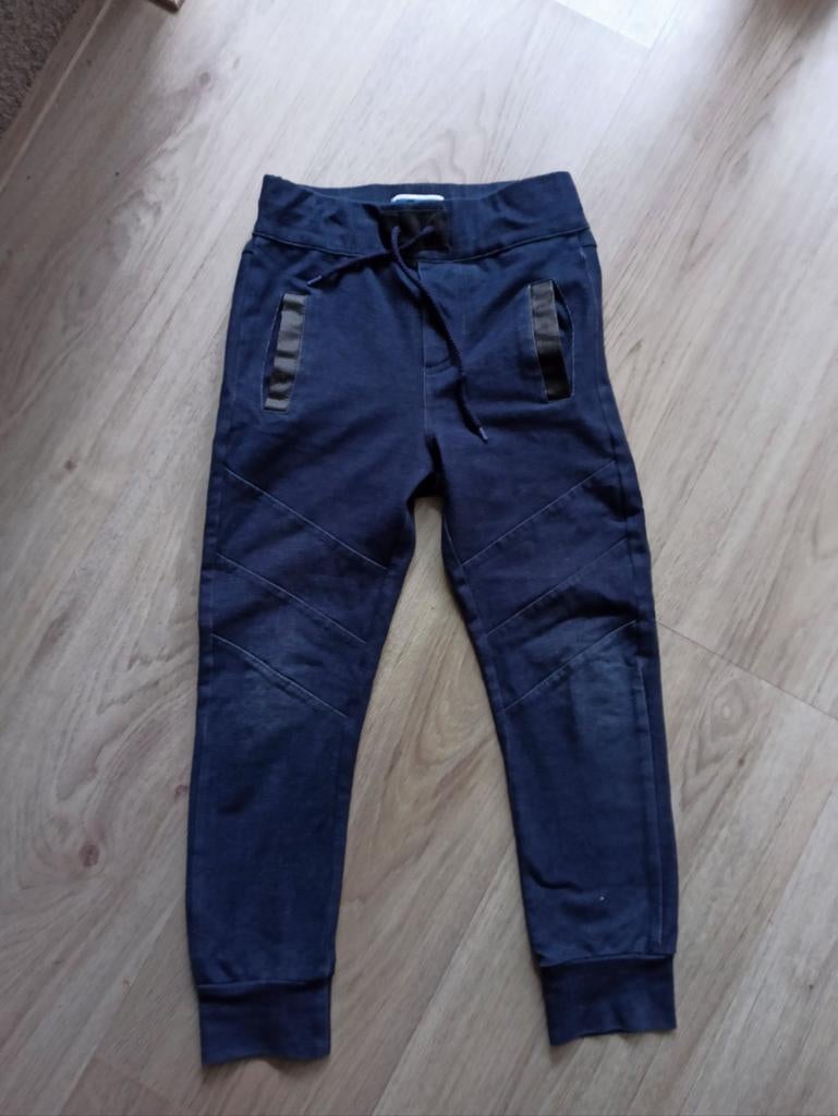 Stoere Legends sweat broek in spijker look maat 110/116, Kinderen en Baby's, Kinderkleding | Maat 110, Broek, Gebruikt, Ophalen of Verzenden