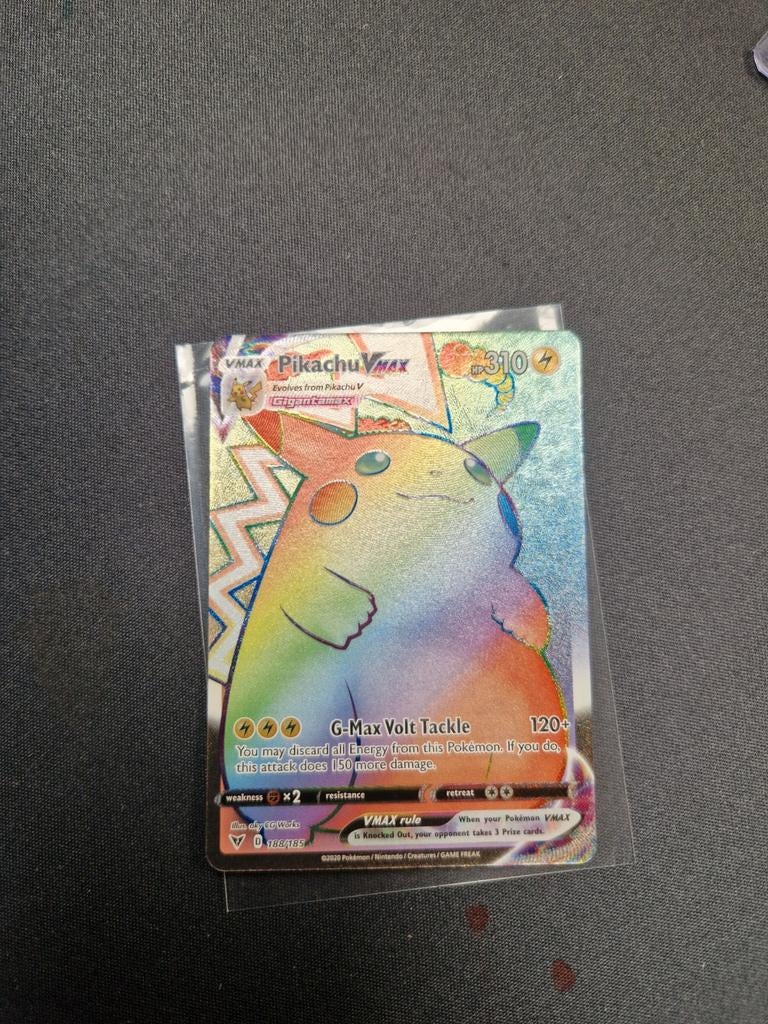 Pikachu VMAX 188 Vivid Voltage, Ophalen of Verzenden, Zo goed als nieuw