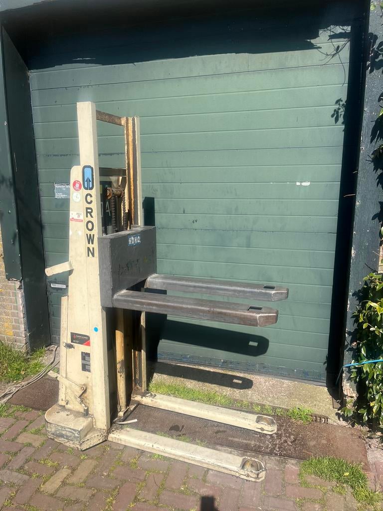 Stapelaar palletstapelaar, Doe-het-zelf en Verbouw, Palletwagens en Pompwagens, Ophalen, Gebruikt