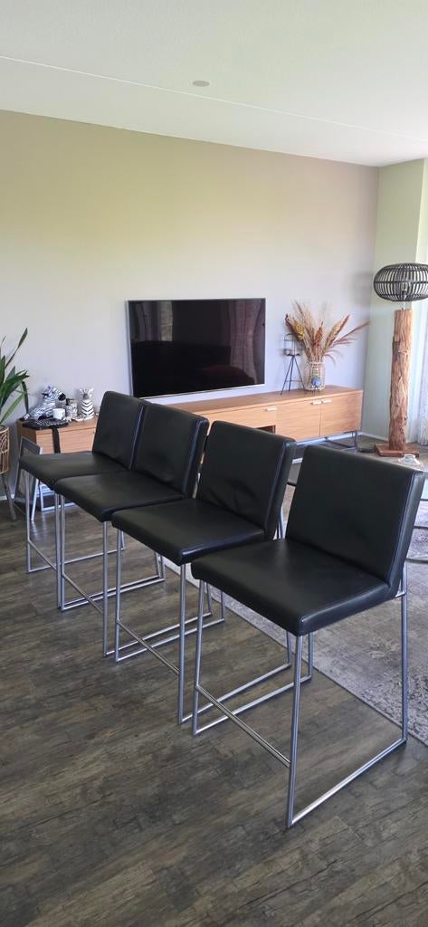 4 mooie Harvink barstoelen, 4 krukken, Ophalen of Verzenden, Zo goed als nieuw, Leer