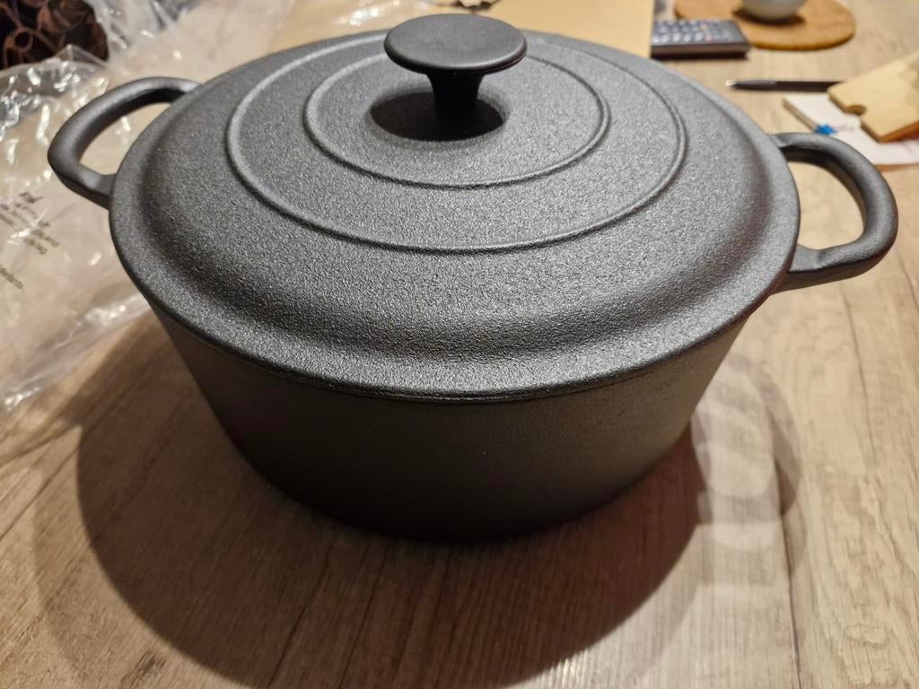 Gietijzeren braadpan / Iron Cast 27cm (nieuw), Ophalen of Verzenden, Nieuw, Gietijzer, Koekenpan of Braadpan