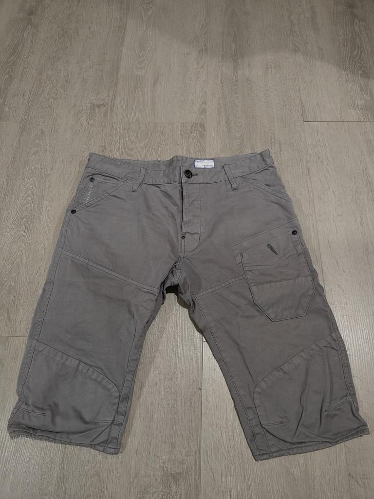 Nieuwe G-Star korte broek grijs - Maat 34W, Kleding | Heren, Broeken en Pantalons, Nieuw, Overige maten, Ophalen of Verzenden