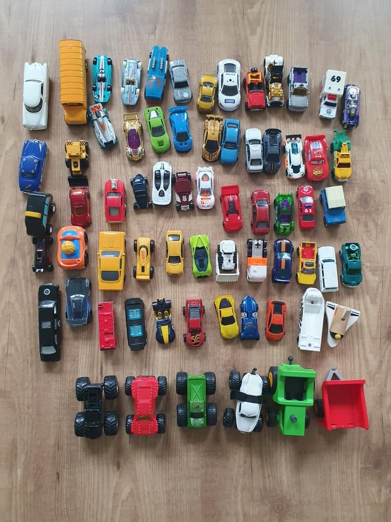 Grote collectie speelgoedautootjes, Kinderen en Baby's, Speelgoed | Speelgoedvoertuigen, Ophalen of Verzenden, Gebruikt