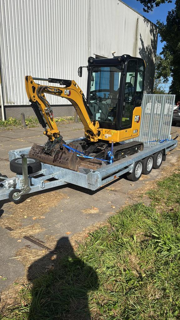 minigraver met machinist, Diensten en Vakmensen, Aannemers, Nieuwbouw of Opbouw, Onderhoud of Restauratie, Verbouw of Aanbouw