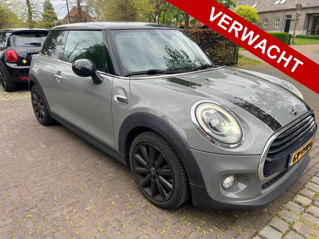 MINI Mini 1.5 Cooper Panoramadak Navi Led Sportleder HarmanK, Voorwielaandrijving, 136 pk, Gebruikt, 4 stoelen