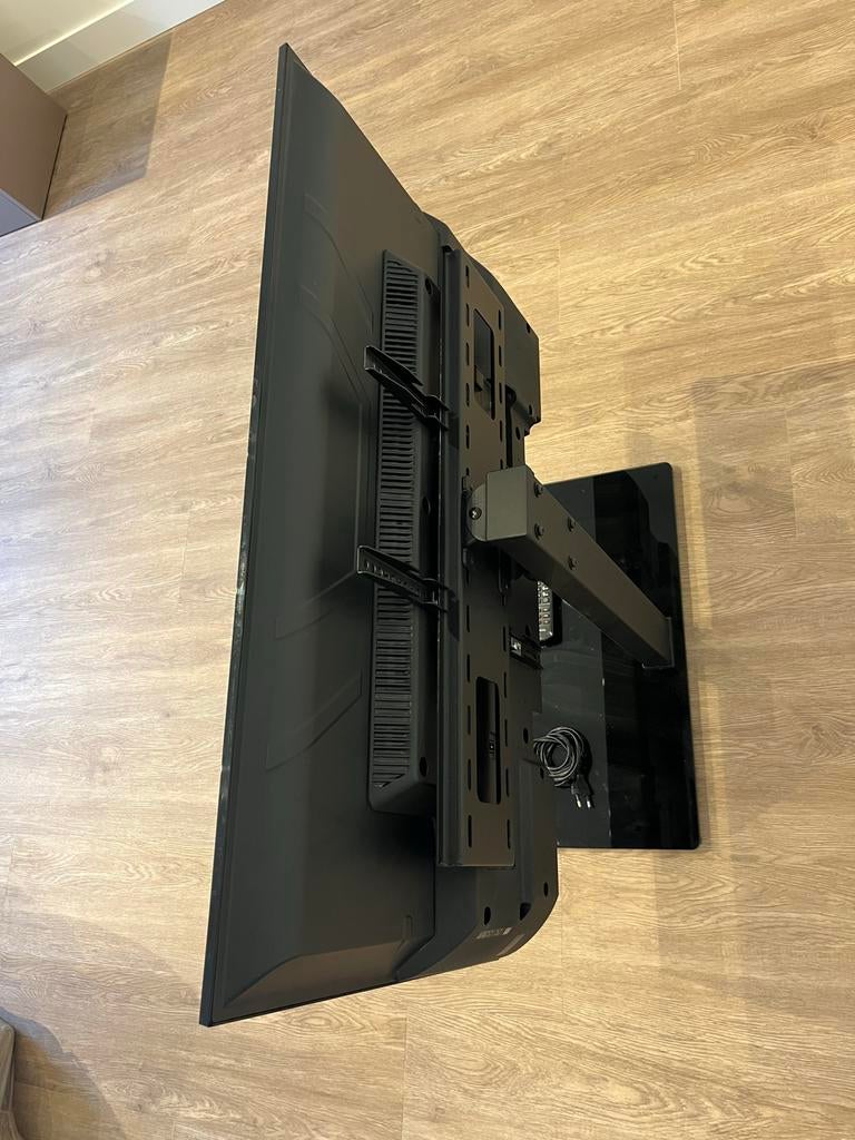 Panasonic Televisie met afstandsbediening en draaibare voet, Ophalen, Gebruikt, 50 Hz, Panasonic