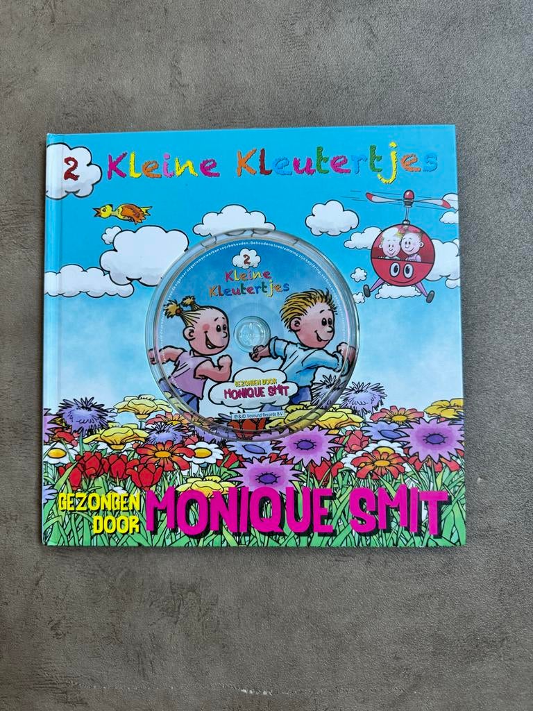 2 Kleine Kleutertjes: Boek met CD - Kinderliedjes, Boeken, Ophalen of Verzenden, Zo goed als nieuw, Fictie algemeen